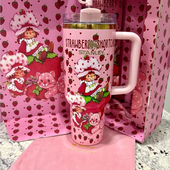Stanley Pink Strawberry Shortcake Tumbler - Picture 1 of 4